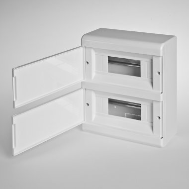 Фотография товара 'Ruvinil Щиток открытой проводки на 18 модулей c 2-мя дверцами 225х323х94мм 68018Б'